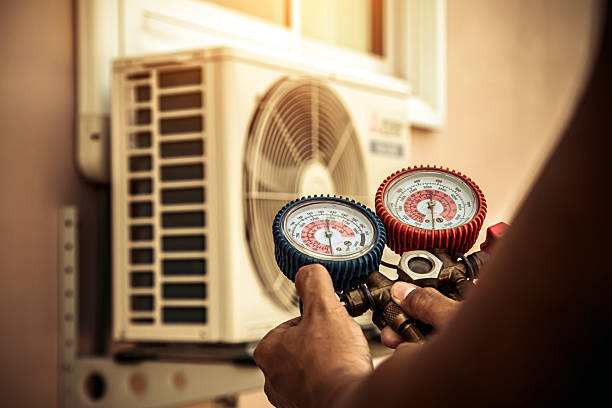 Professional Hvac Maintenance technician working in Milton, DE